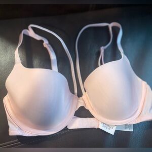 Victoria’s Secret Pretty Pale Pink Lined Bra, Women’s 32C